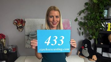 Blonde milf makes the most of a casting fuck