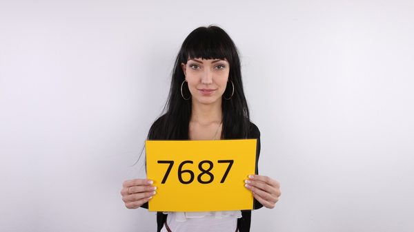7687