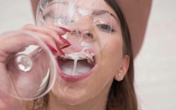 Esa Dicen swallowing 38 big loads
