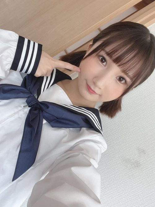 Kana Yura