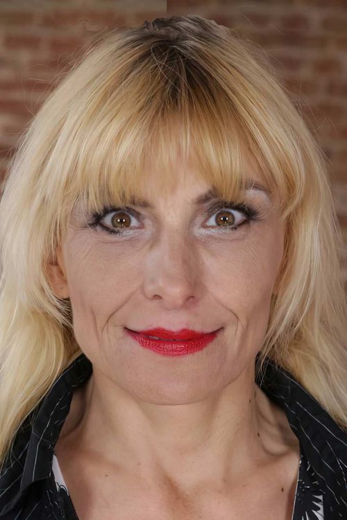 Valeria Blond